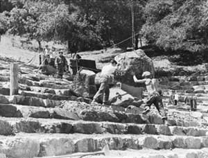 Workers build Mountain Theater
