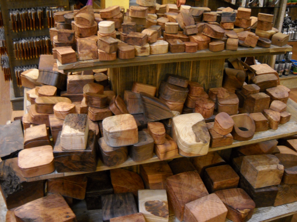 Redwood burl boxes sold at the Muir Woods gift shop. Photo: Austin, Flickr.