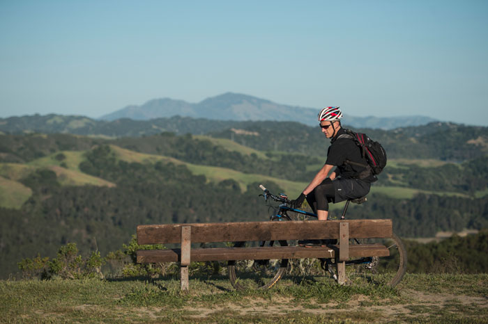 Austin McInerny takes a breather just off the Nimitz Trail in Tilden Park, with Mount Diablo behind him in the east. (Photo by Karl Nielsen)